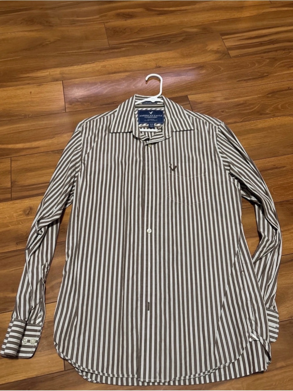 Striped Long-Sleeve Button-Up Shirt - Brown/White